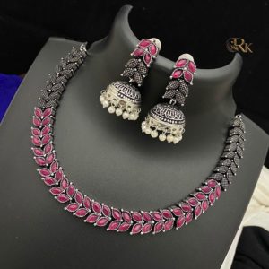 Necklace set